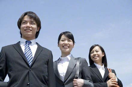 日本留學生活--記蔚藍留學代理人的賺錢之道